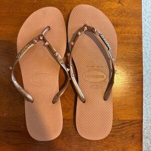 Havaianas Brown Studded Flip Flops 〰️ Women’s Size 11 (41-42)